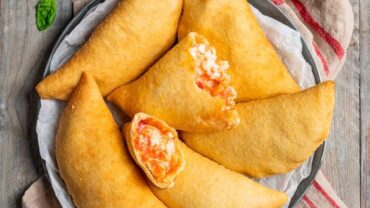 البانزيروتي Panzerotti